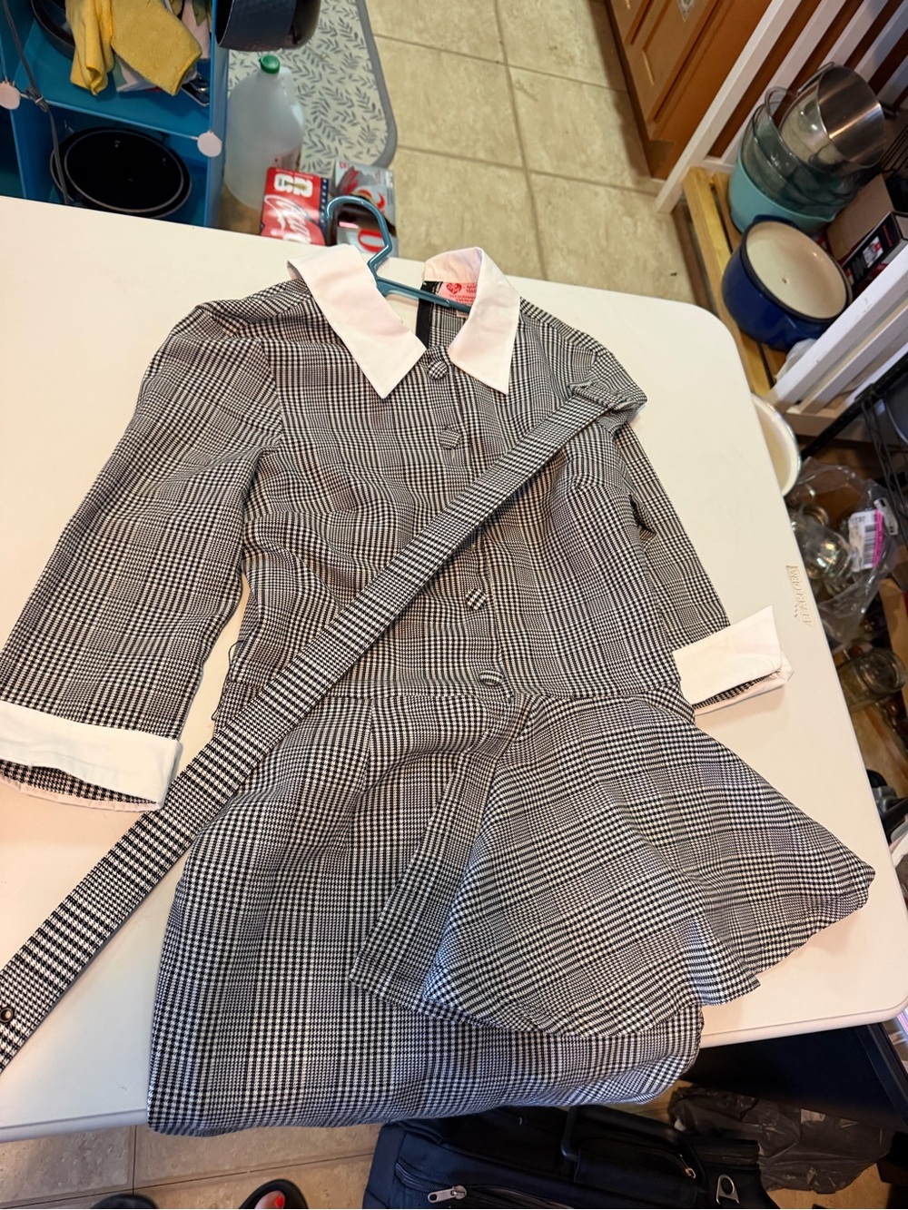 Unique Vintage Black & White Glen Plaid Midi Dress with White Collar and Cuffs